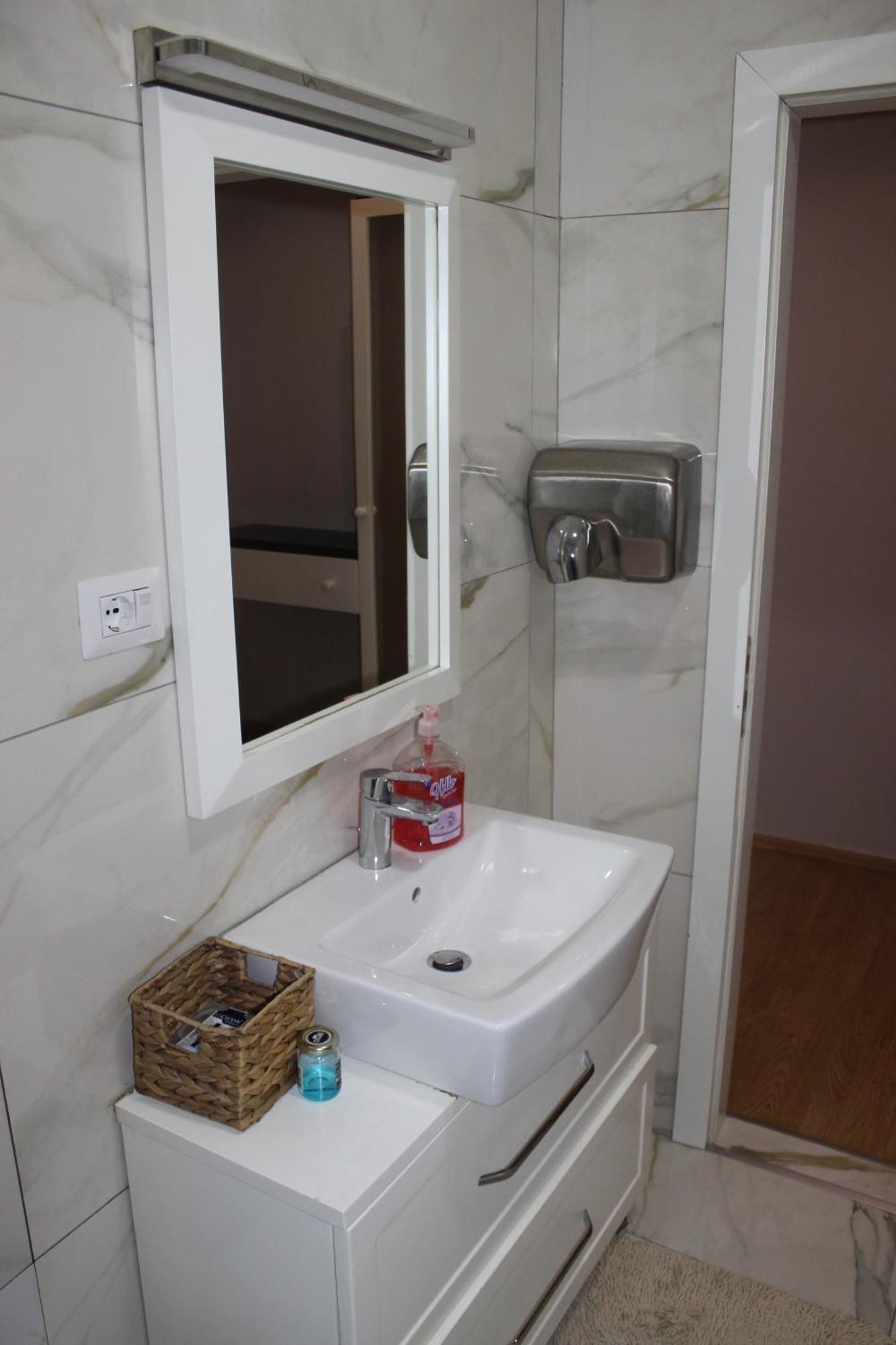 Luxury Blloku Tirana Apartment Εξωτερικό φωτογραφία