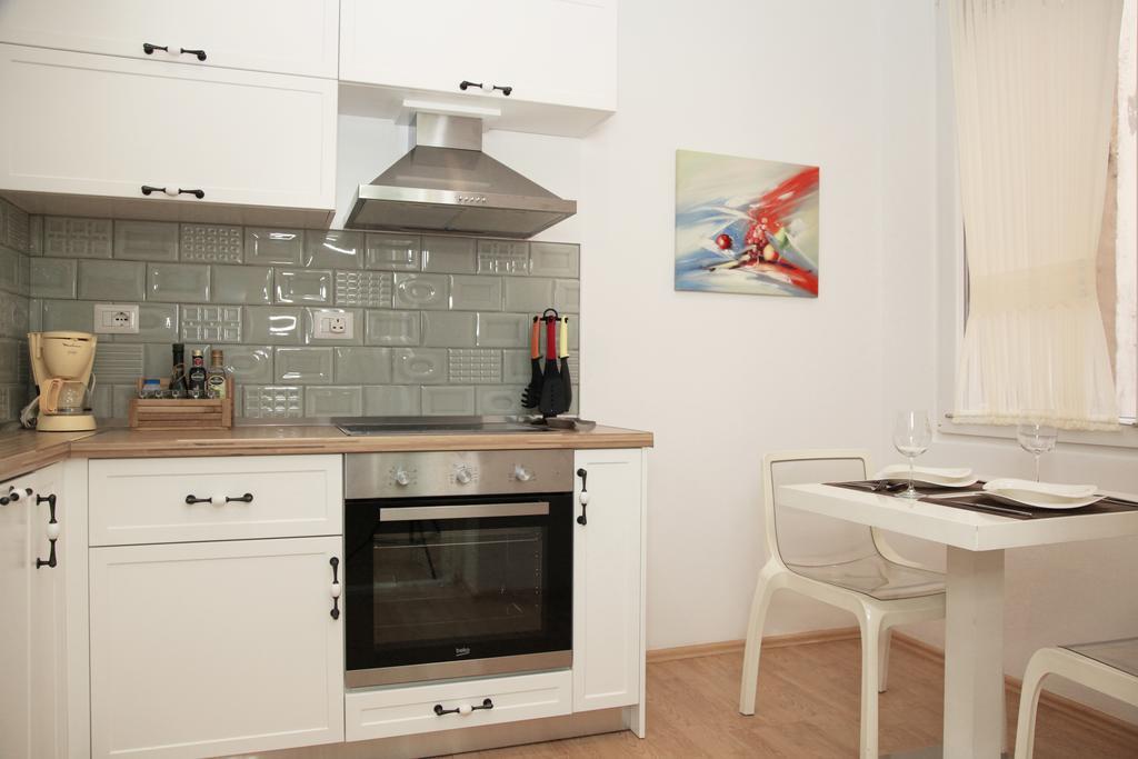 Luxury Blloku Tirana Apartment Εξωτερικό φωτογραφία